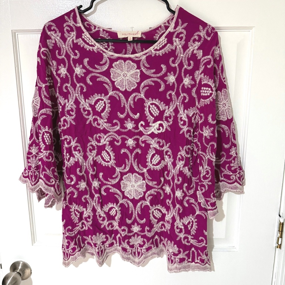 Solitaire Womens Magenta Purple Embroidered Floral Blouse Top Size L 20-849